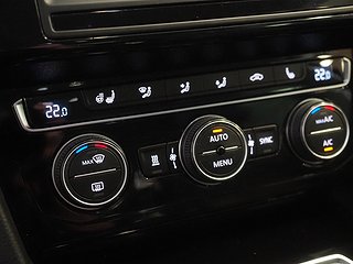 Kombi Volkswagen Passat 17 av 24
