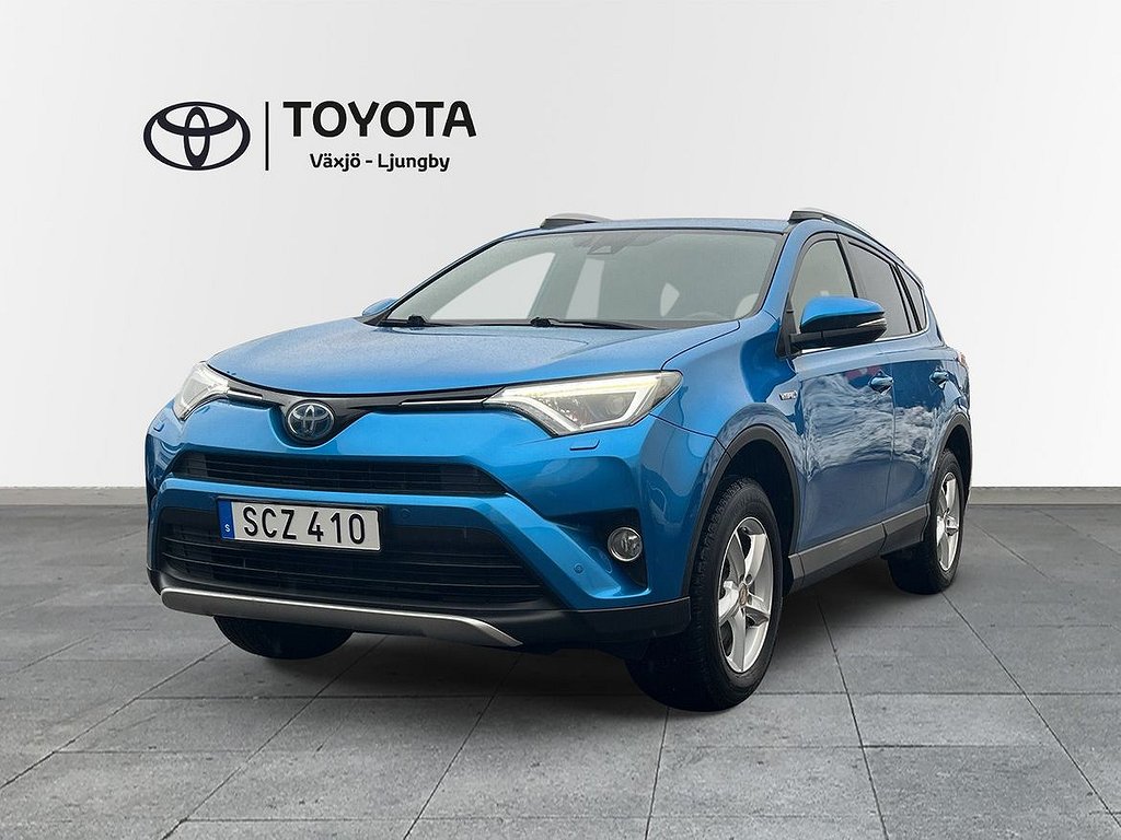 Toyota RAV4 Hybrid E-FOUR Active Plus Drag Navi V-hjul