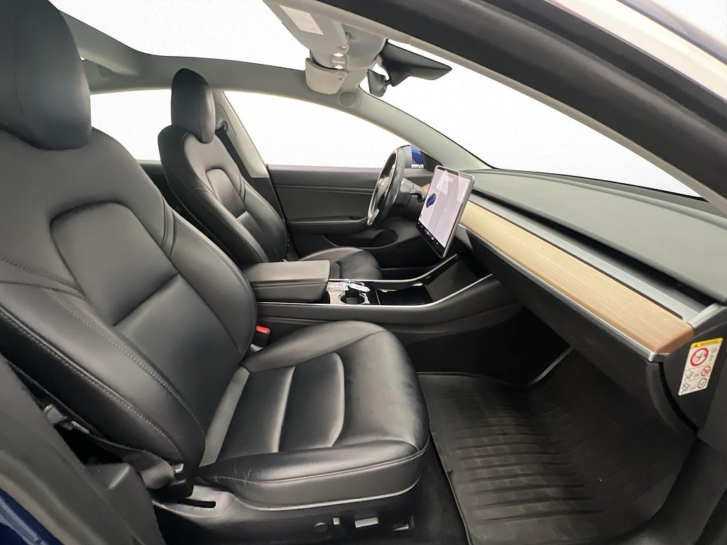 Tesla Model 3 Long Range AWD, 440hk, 2019