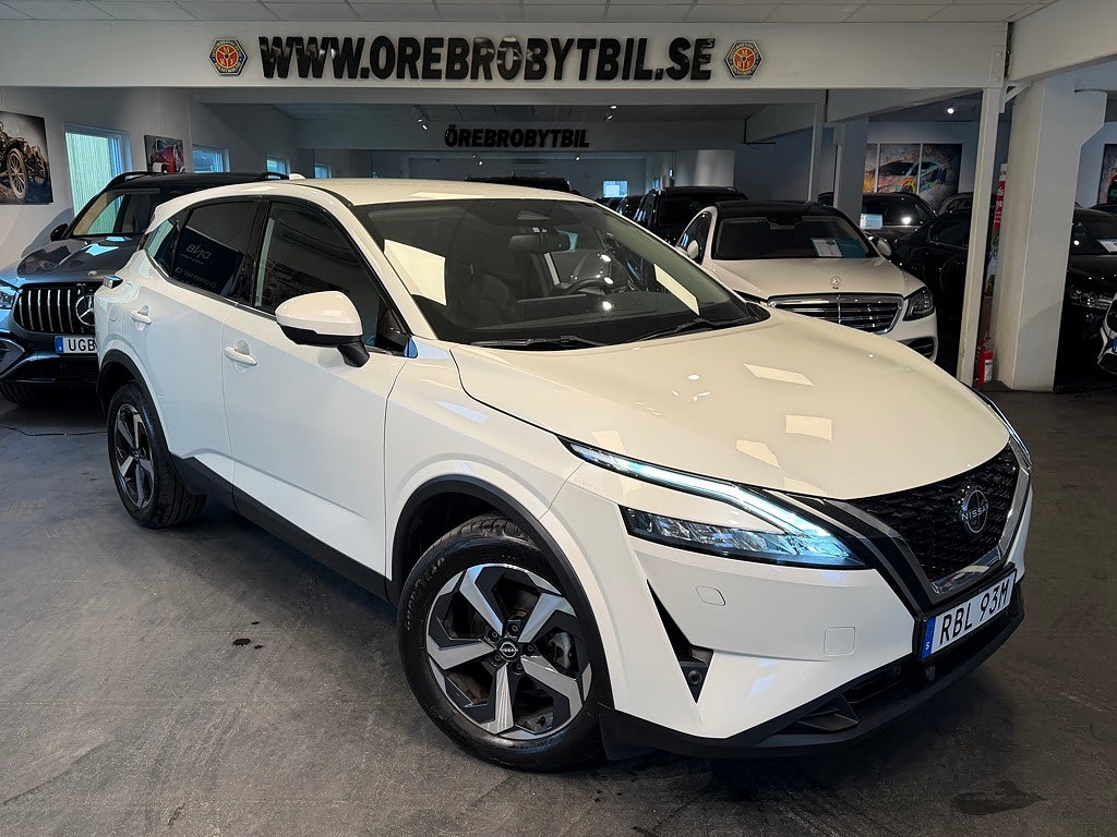 Nissan Qashqai 1.3 DIG-T XTRONIC 360kam Stora skärmarna M-värmare DRAG