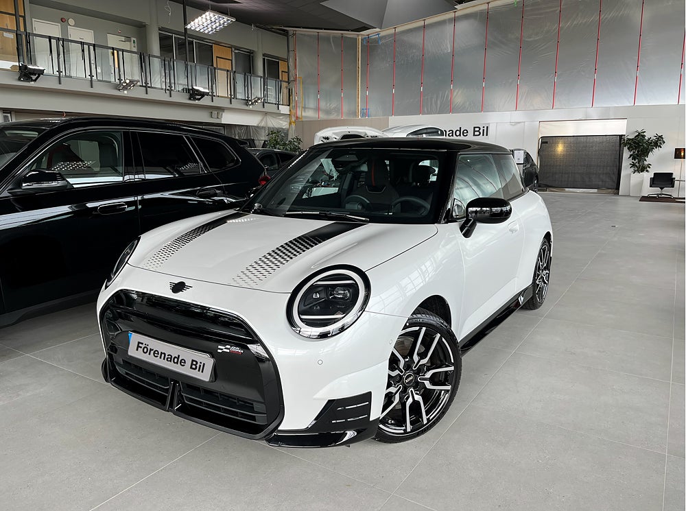 MINI Cooper SE JCW Trim Paket S 