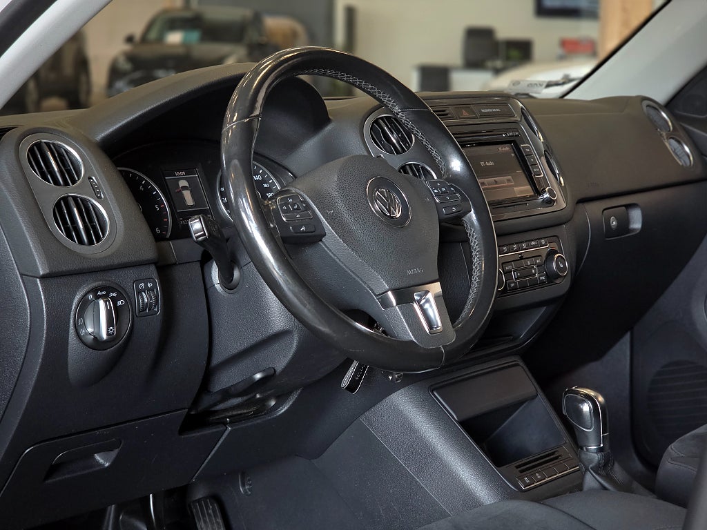 Volkswagen Tiguan 2.0 TDI 4Motion/Drag/B-Kamera/Värmare/Sport & Style