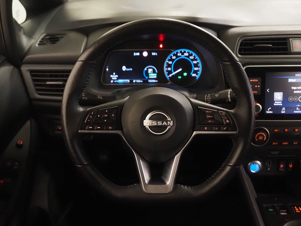 Nissan Leaf 40 kWh 150hk Acenta | Backkamera | Rattvärme | 2022