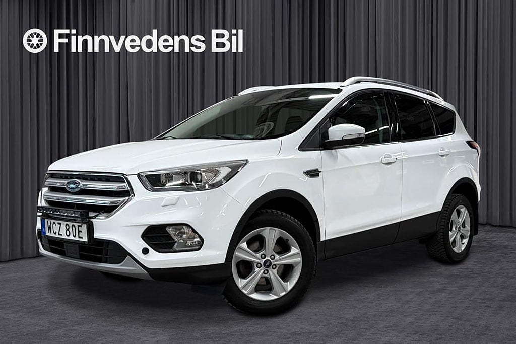 Ford Kuga 1.5 150 Titanium_HMC