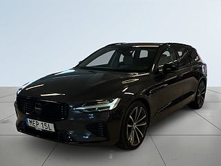 Volvo V60 PLUG-IN T6 AWD Plus Dark MOMS Drag B-kamera S&V-däck