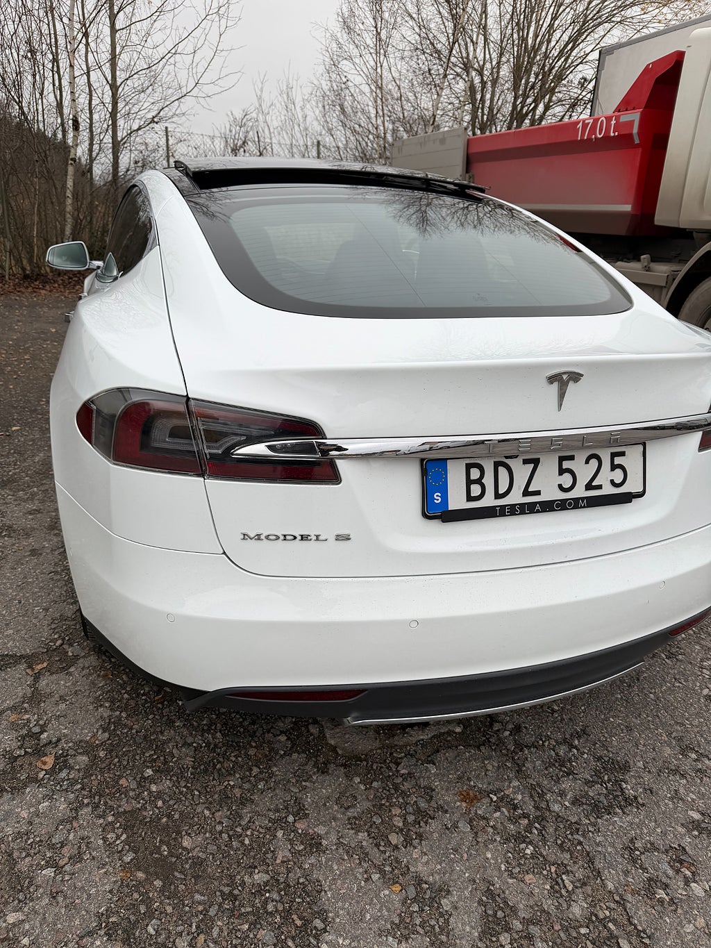 Tesla Model S 90D