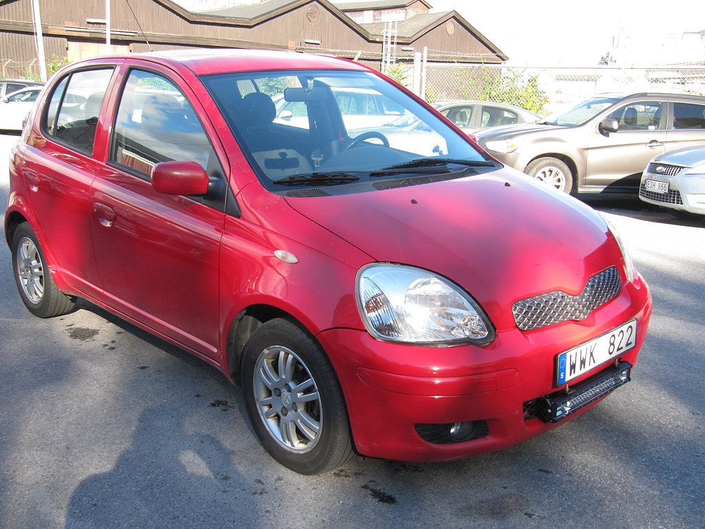 Toyota Yaris 5-dörrar 1.3 VVT-i AC/DRAG/Ljusramp/NyBesiktad