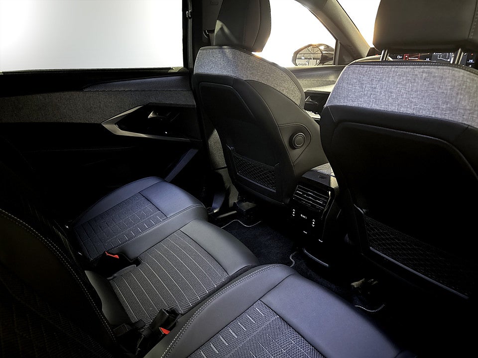 Bild på Peugeot 5008 GT Hybrid 145hk Aut 7-SITS B-KAMERA NAVI