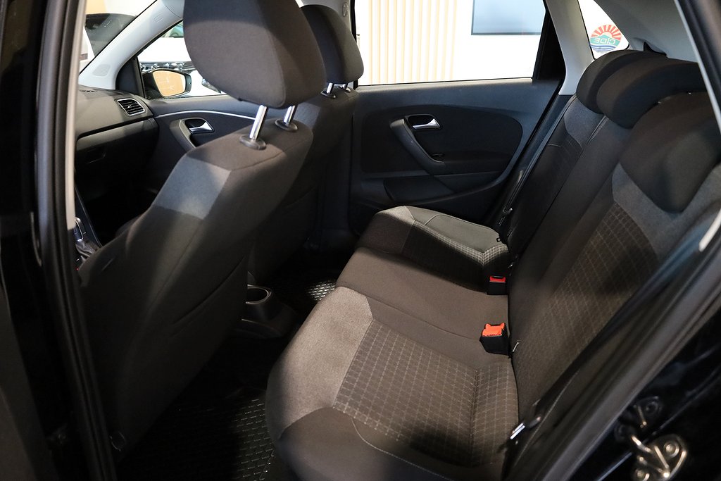 Volkswagen Polo 1,2 TSI 90Hk Aut 5D Bluetooh PDC 2017