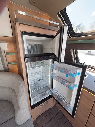 Husvagn, 2-axl Knaus Südwind 650 PXB 60 Year  10 av 20