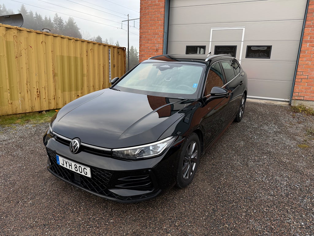 Volkswagen Passat Sportscombi 2.0 TDI 4Motion R-Line Euro 6 / Moms