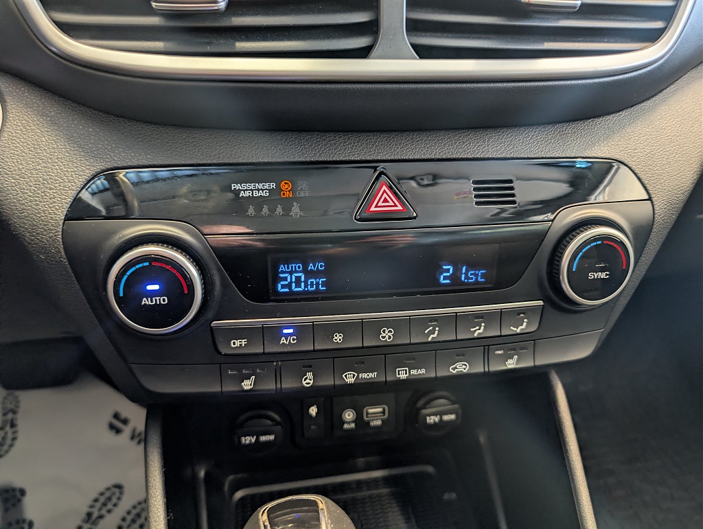 Hyundai Tucson 1.6 T-GDI 4WD DCT Premium M-värm/V-hjul thumbnail