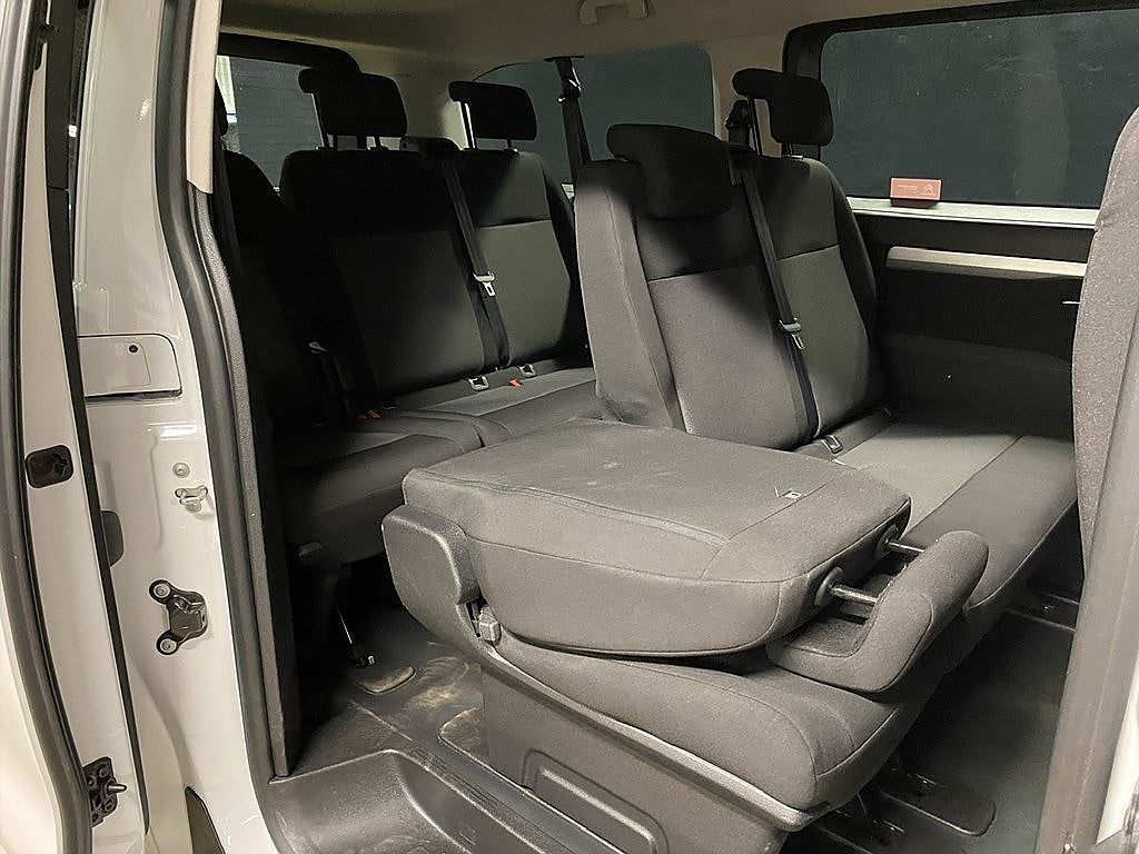 Bild på Citroën e-SpaceTourer 75kWh 136hk Aut - 9-SITS, B-KAMERA