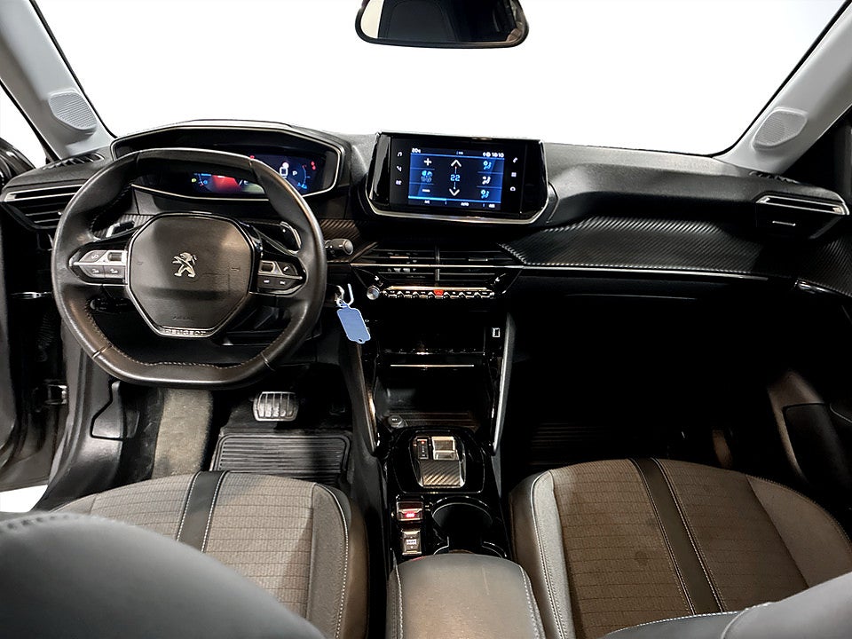 Bild på Peugeot 208 Allure 1.2 PT 100hk Aut  B-KAMERA CARPLAY
