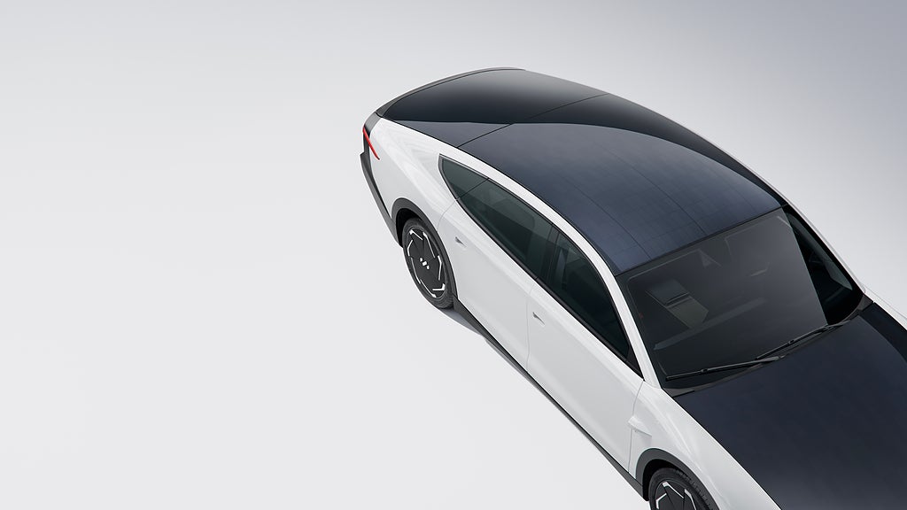 Lightyear 0 ska man kunna köra upp till sju mil tack vare sina solpaneler. Foto: Lightyear 