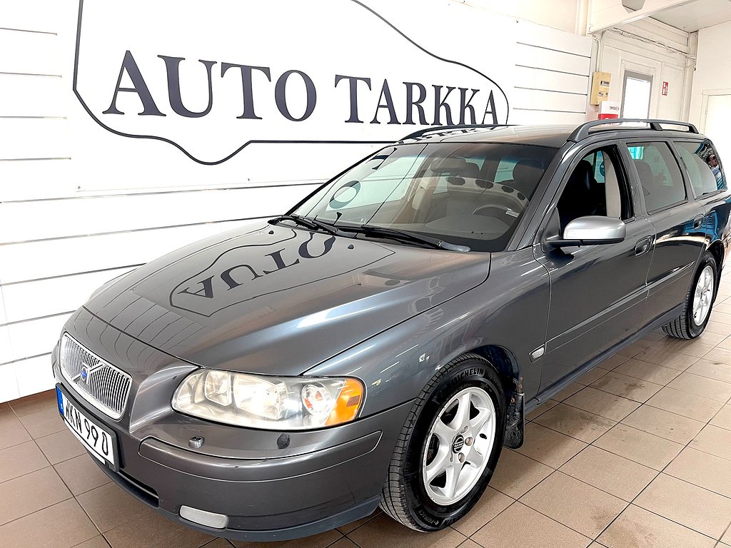 Volvo V70 2.4 Kinetic Automat, Drag **HÖST-REA**