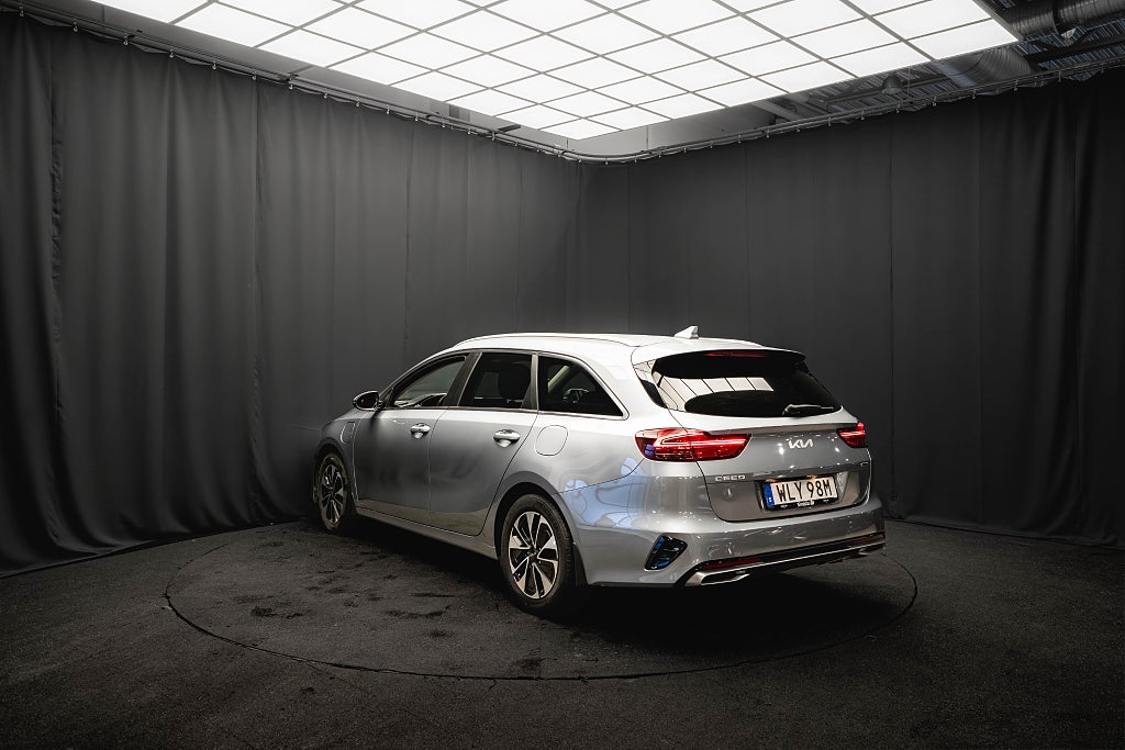 Kia Ceed Plug-in Advance DRAG KAMERA M&K-VÄRM ADAPTIV-FART MOMS