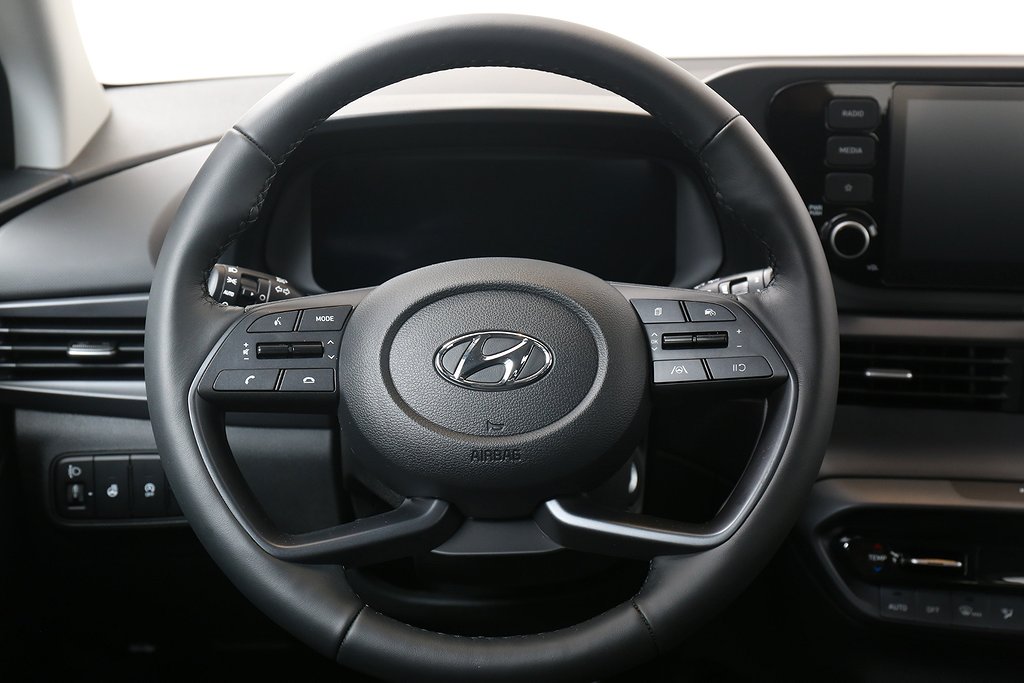 Hyundai i20 1.0T Mildhybrid Essential Automat 2025