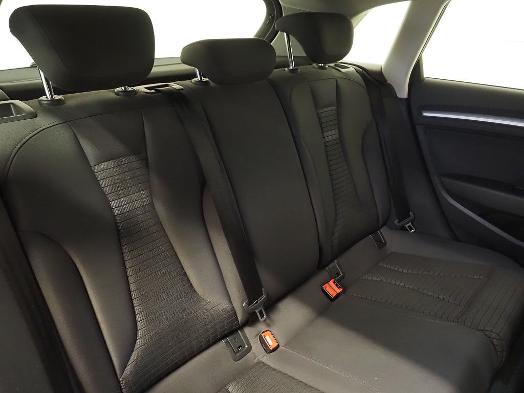 Audi A3 Sportback 1.4 TFSI 125 hk Aut S-Line |PDC|Bluetooth| 2016