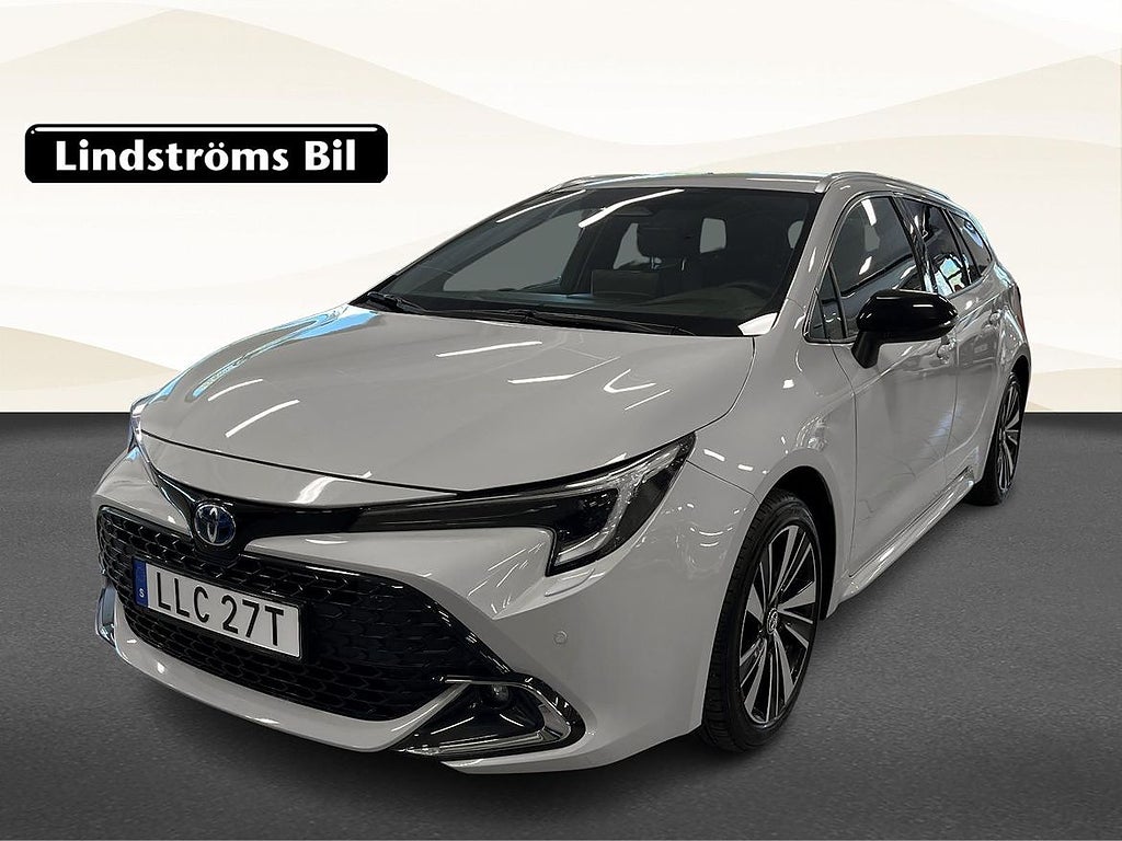 Toyota Corolla Style 1.8 140hk Hybrid S&V-hjul