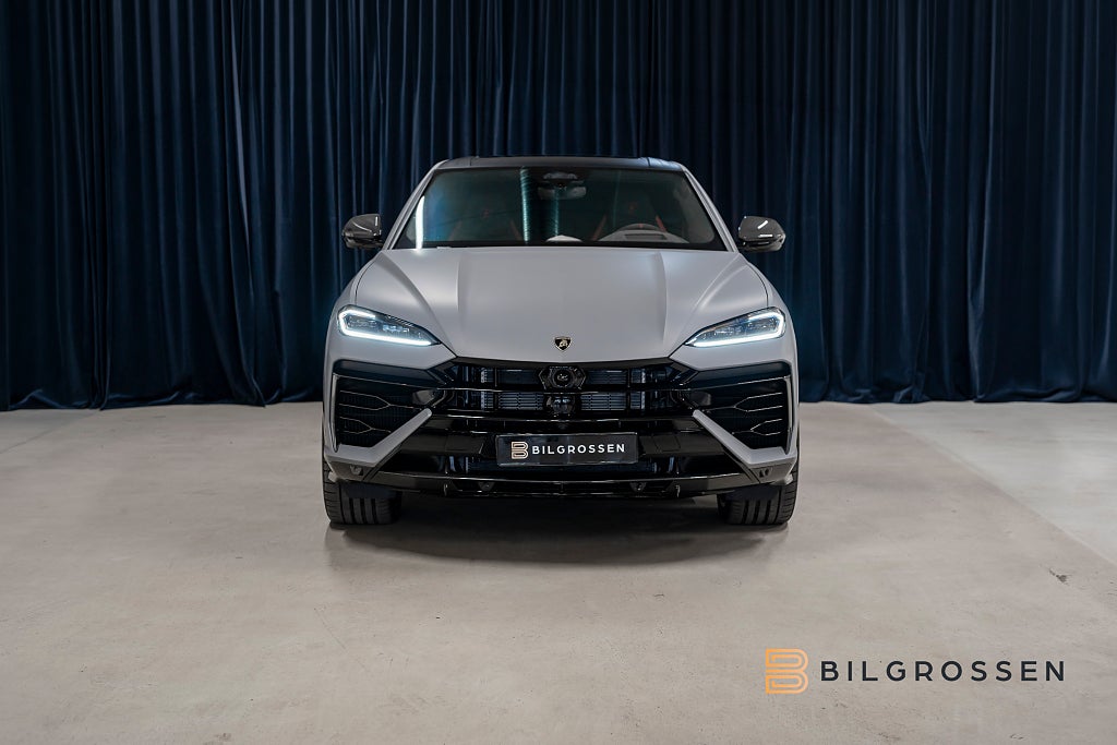 Lamborghini Urus SE Style-P Dark Big-Carbon Grigio China 23” NY