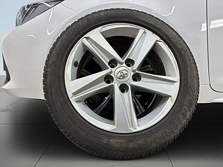 Toyota Corolla Hybrid e-CVTStyle S&V-Hjul/Kamera/Adfarthållare/Carplay – bild 14