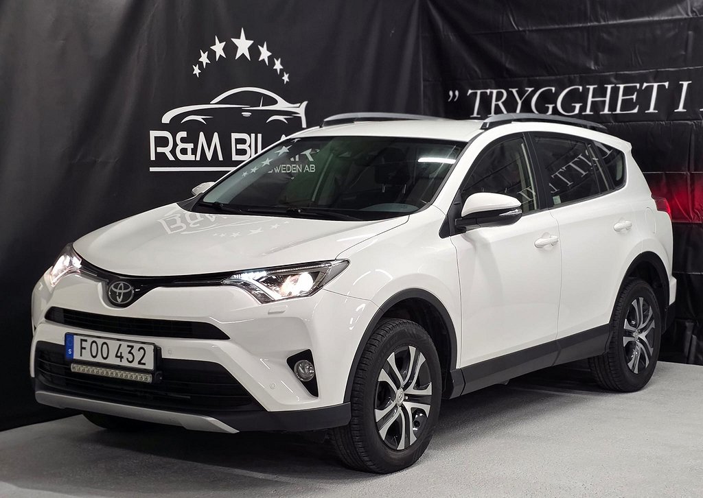 Toyota RAV4 4WD, 1-ägare, Navi, B-kamera, Fram/Backsensor!!!