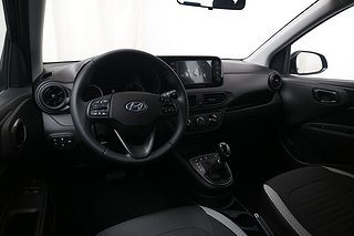 Halvkombi Hyundai i10 6 av 12