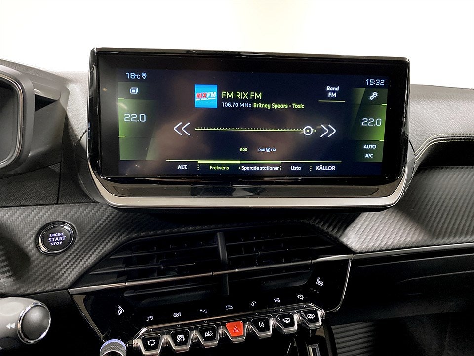 Bild på Peugeot 2008 GT 1.2 PT 130hk Aut - B-KAMERA, CARPLAY