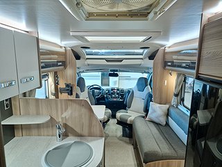 Husbil-halvintegrerad Swift Toscane 794 EQ 12 av 17