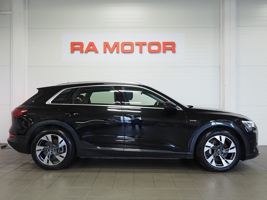Audi e-tron 55 408hk Quattro Proline Drag Cockpit Navi Kamera