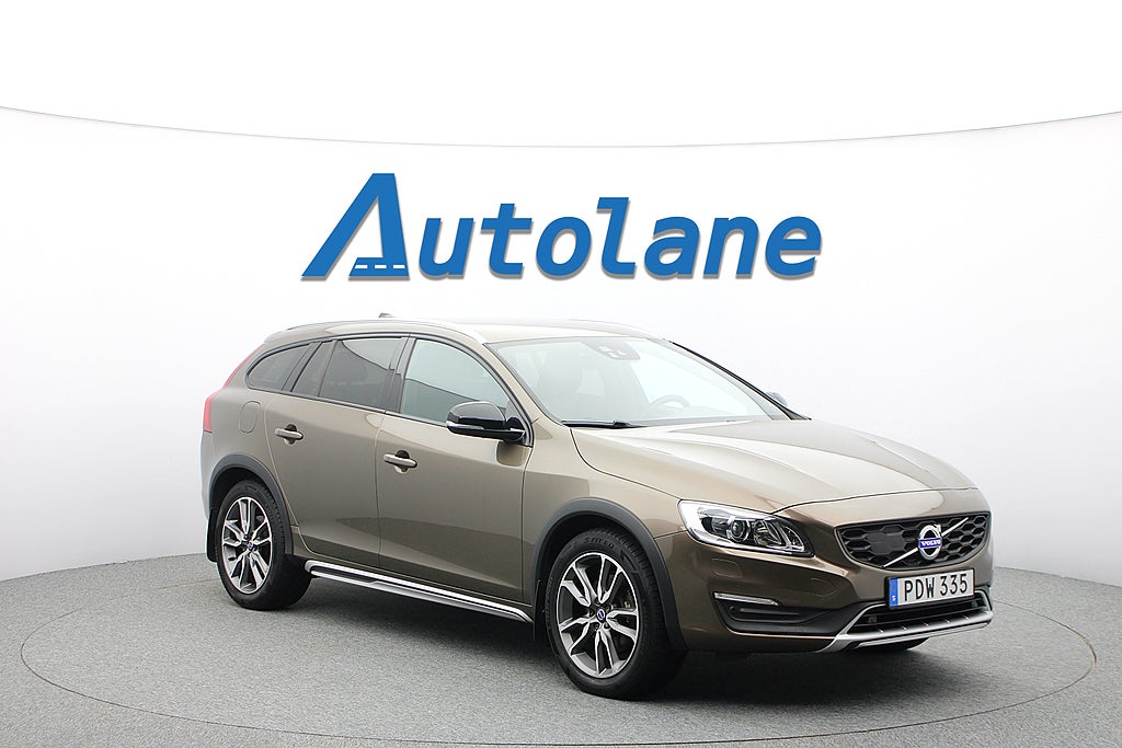 Volvo V60 Cross Country D4 AWD Summum, Kamera, Drag, Värmare, Keyless