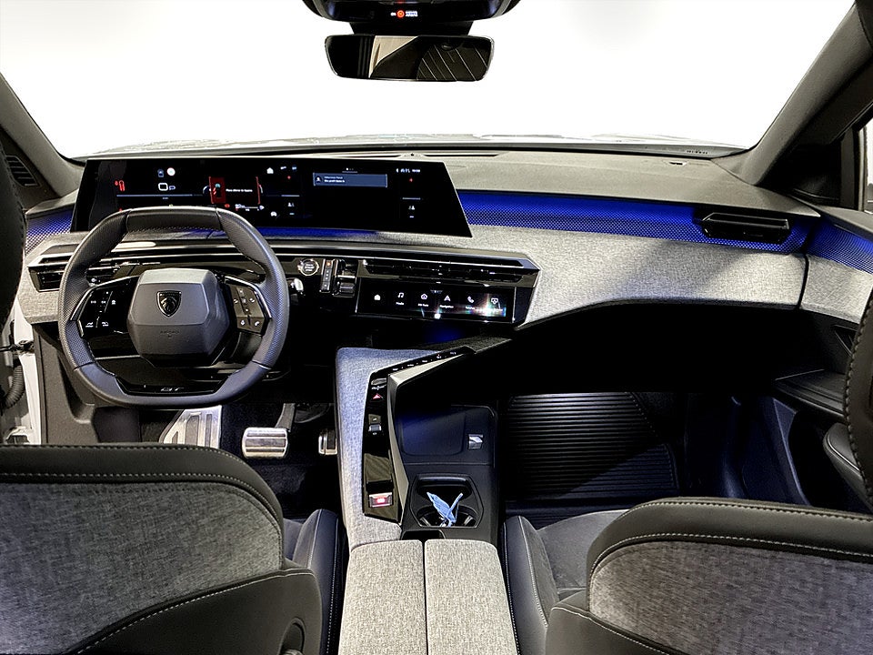 Bild på Peugeot 5008 GT HYBRID 145hk Aut 7-SITS 360-KAMERA