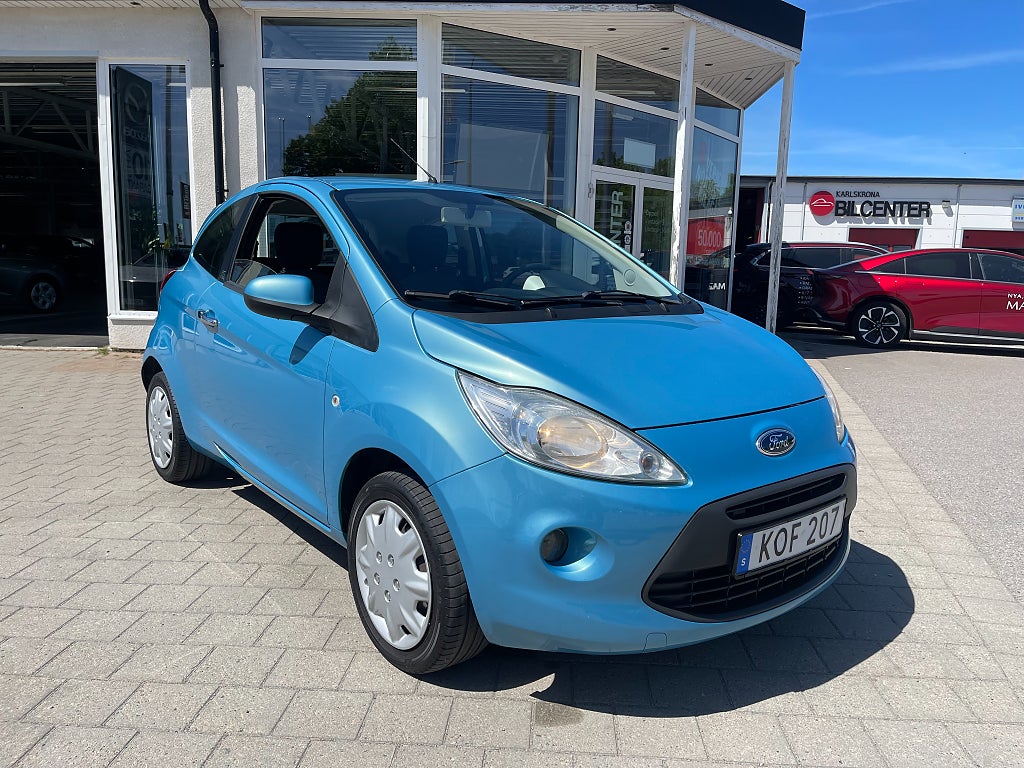 Ford Ka 1.2 Titanium 69 hk ENDAST 8692 mil