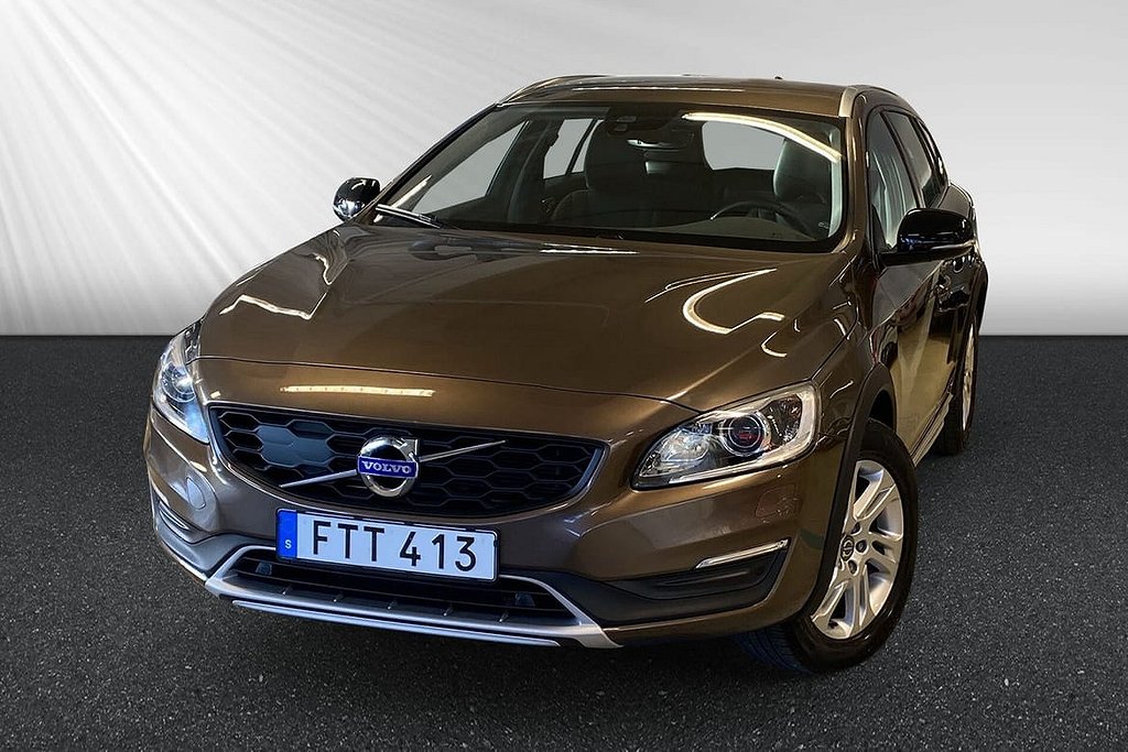 Volvo V60 Cross Country D4 AWD Summum Business Läder Drag Keyless VOC