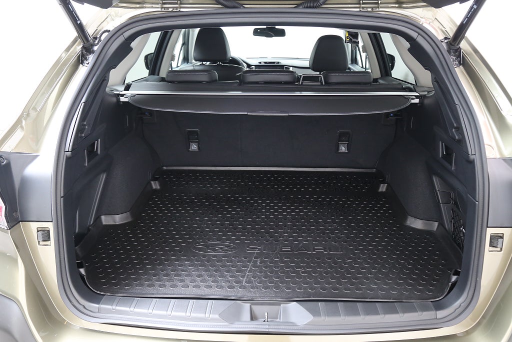 Subaru Outback 2.5 4WD XFuel Limited dragkrok 2025