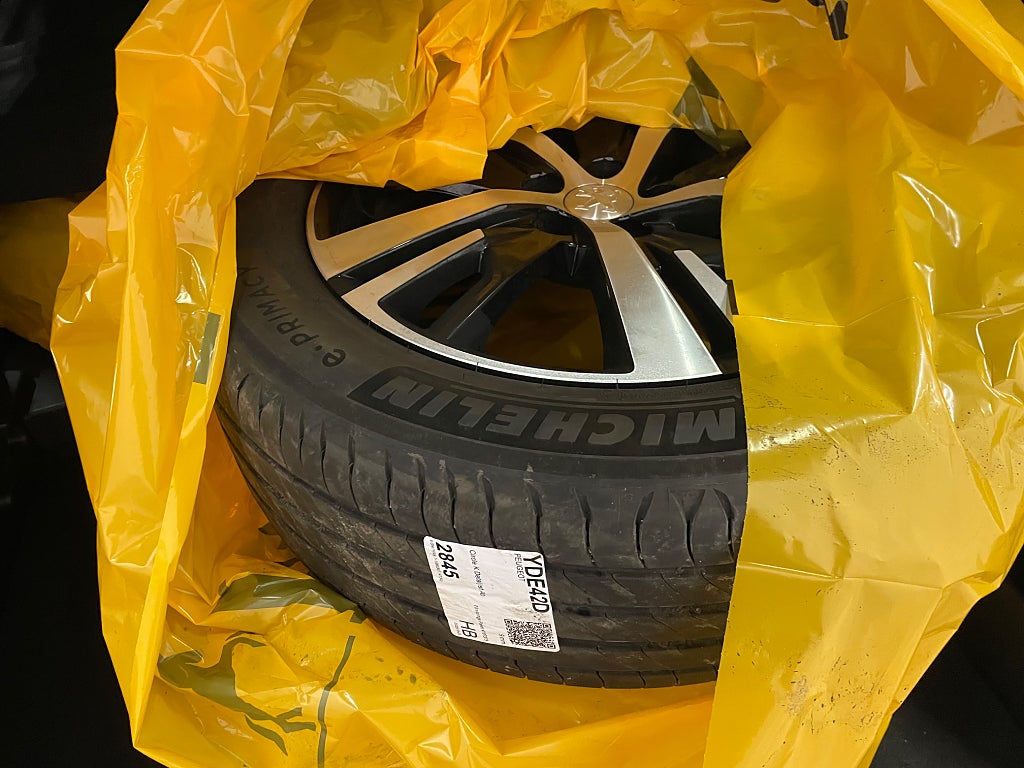 Peugeot 3008 GT PureTech 130 Aut Adaptiv farth. Highway Ass kamera thumbnail