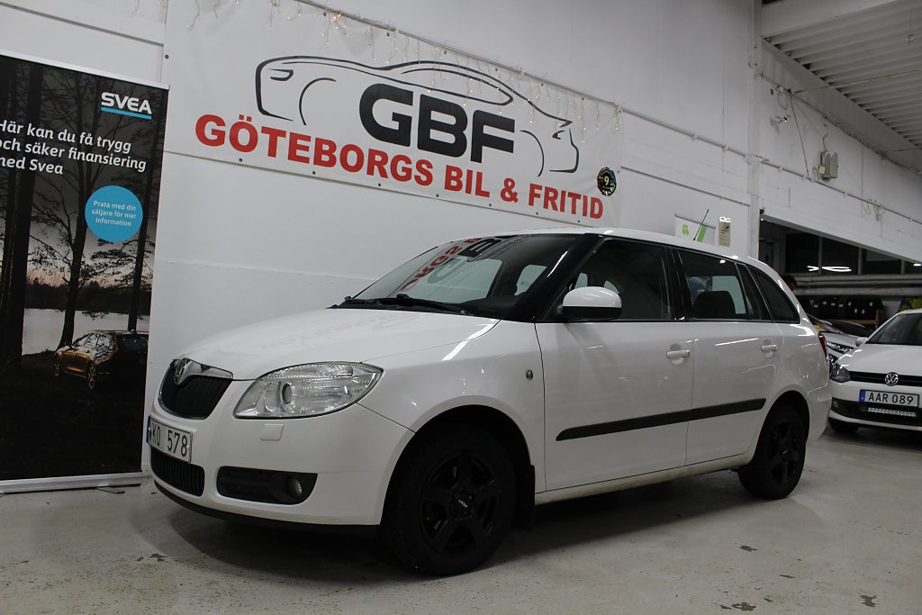 Skoda Fabia Kombi 1.2 * Nyservad / Dragkrok *