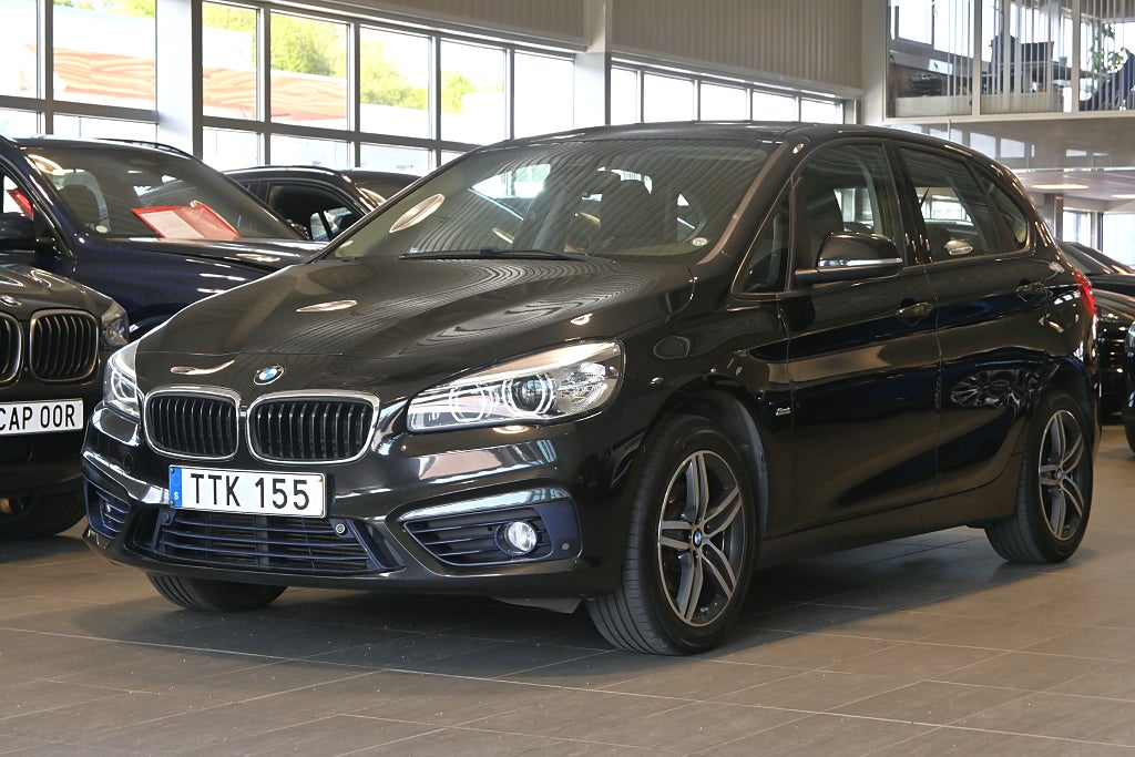 BMW 218d xDrive Active Tourer Drag HiFi LED Kamera 