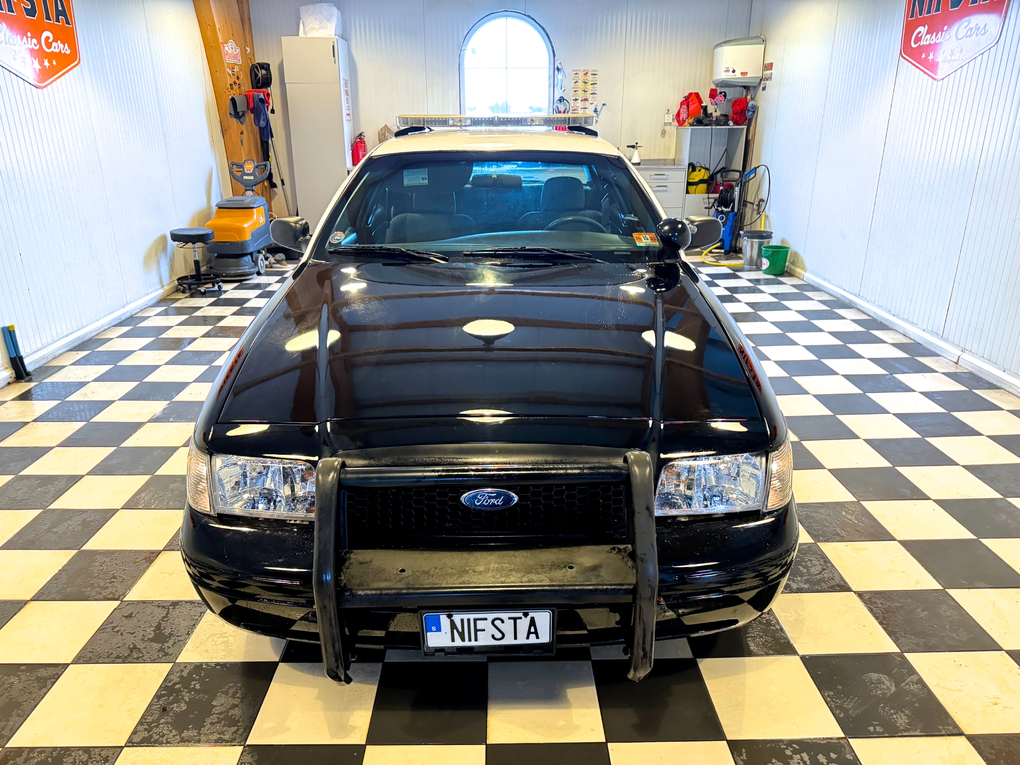 Ford Crown Victoria 2002, bild 4/45