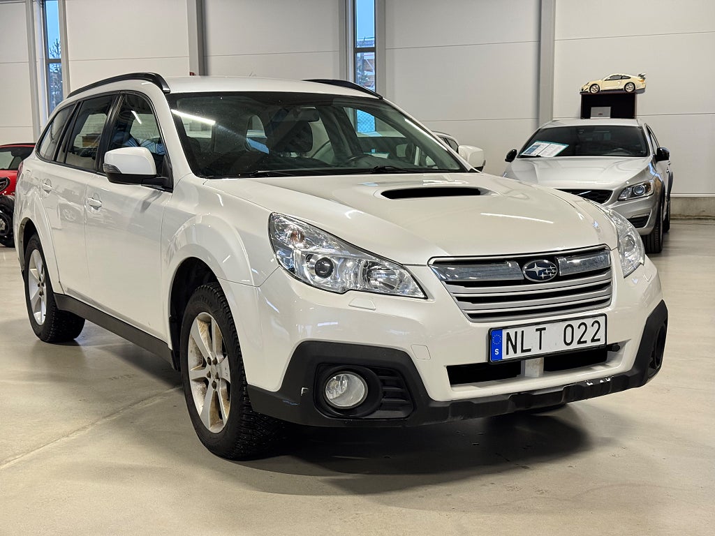 Subaru Outback 2.0 4WD INKL SOMMAR OCH VINTERHJUL DUBB DRAG M-VÄRME