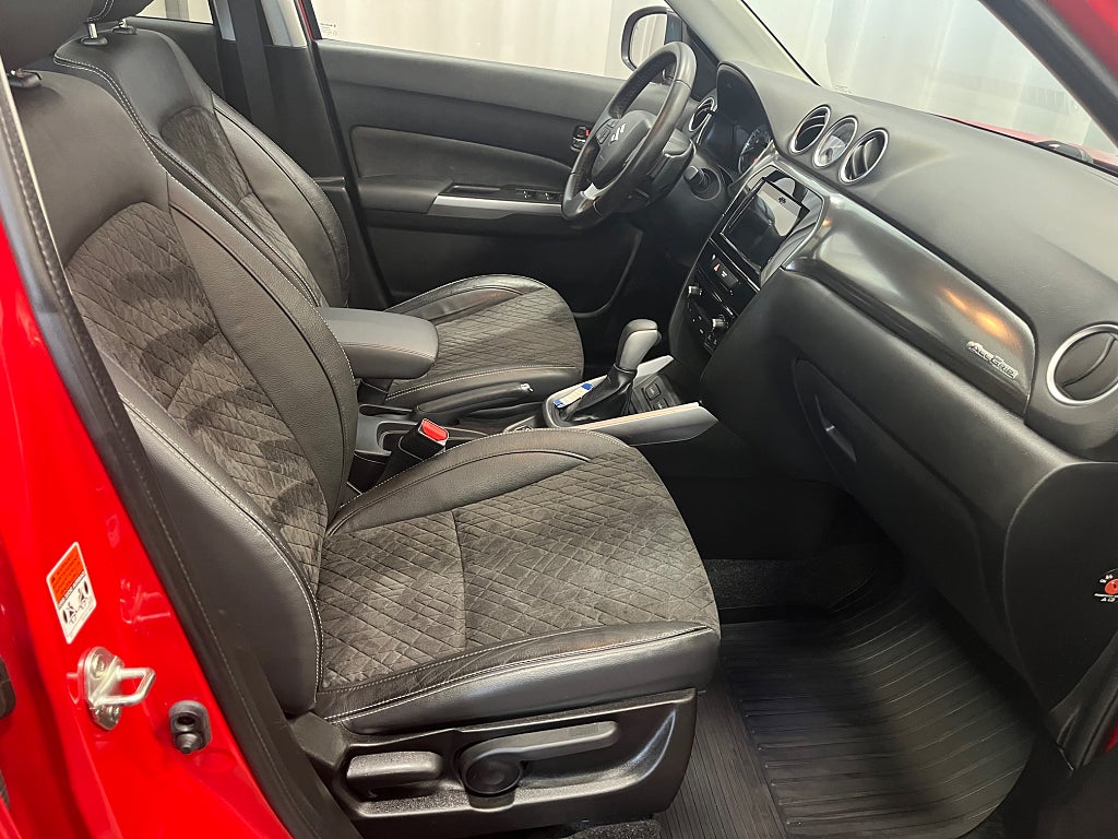 Suzuki Vitara 1.4 Boosterjet DOHC 16V 140hk Aut  AllGrip Inclusive  thumbnail