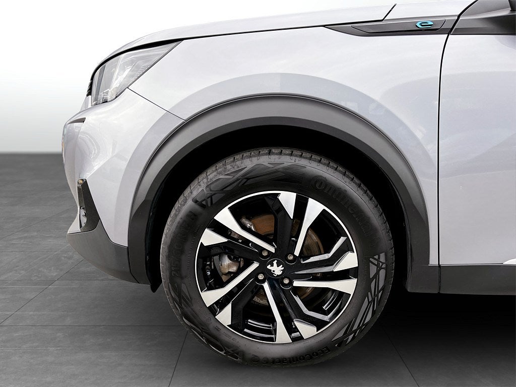 Bild på Peugeot E-2008 Allure Pack 50kWh 136hk Aut - B-KAMERA, EN ÄGARE