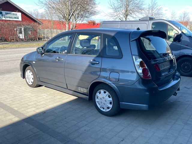 Suzuki Liana 1.6 VVT 4WD S 106hk 2005, bild 5/34