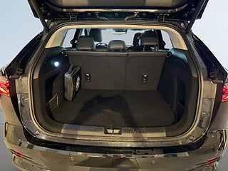 MG HS PHEV Luxury 360° GPS Pvärm Elbaklucka Skinn SoV MOMS – bild 12