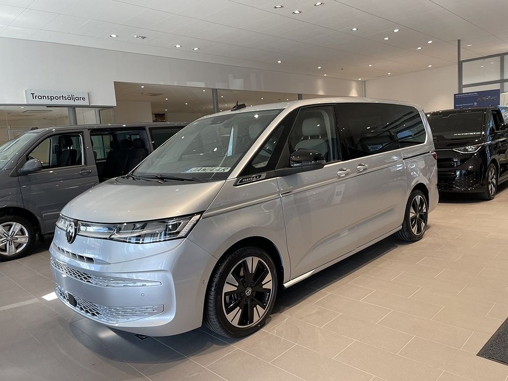 Volkswagen Multivan eHybrid T7 Style Lång 6-sits Fullutrustad