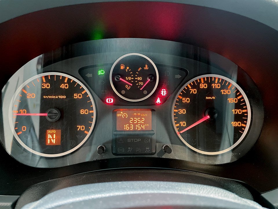 Bild på Peugeot Partner PRO+ 1.6 BHDi 100hk Aut L1 - P-SENSORER