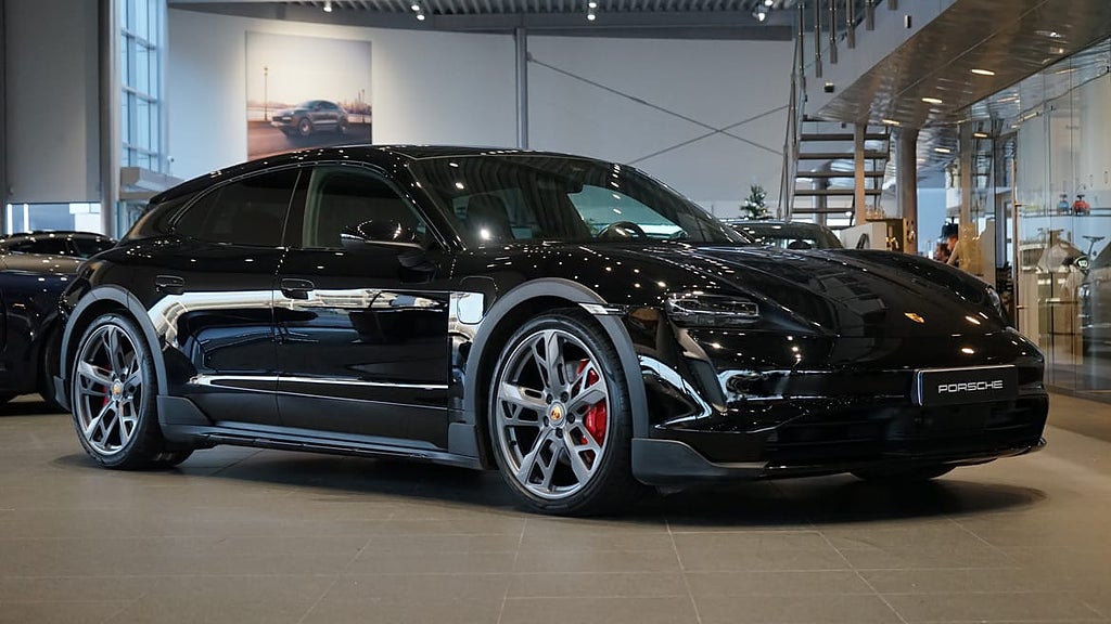 Porsche Taycan 4S Cross Turismo
