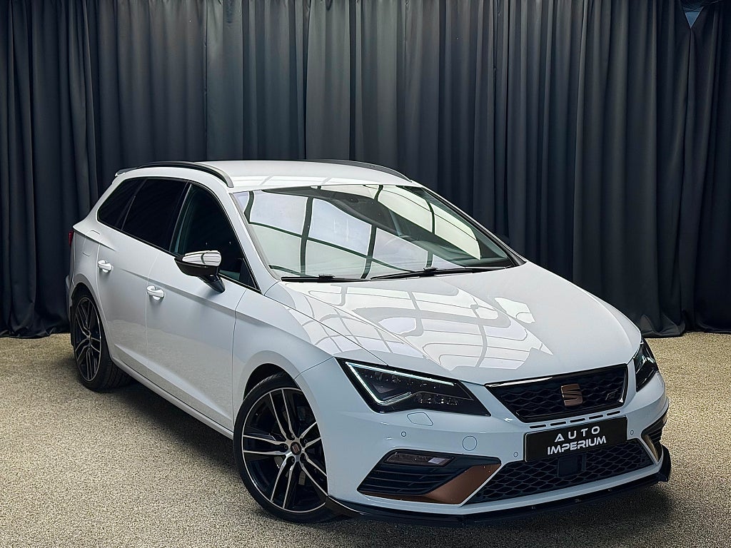 Seat Leon ST Cupra ST 2.0 TSI 4Drive Cockpit Beats DCC Kamera MAXTON