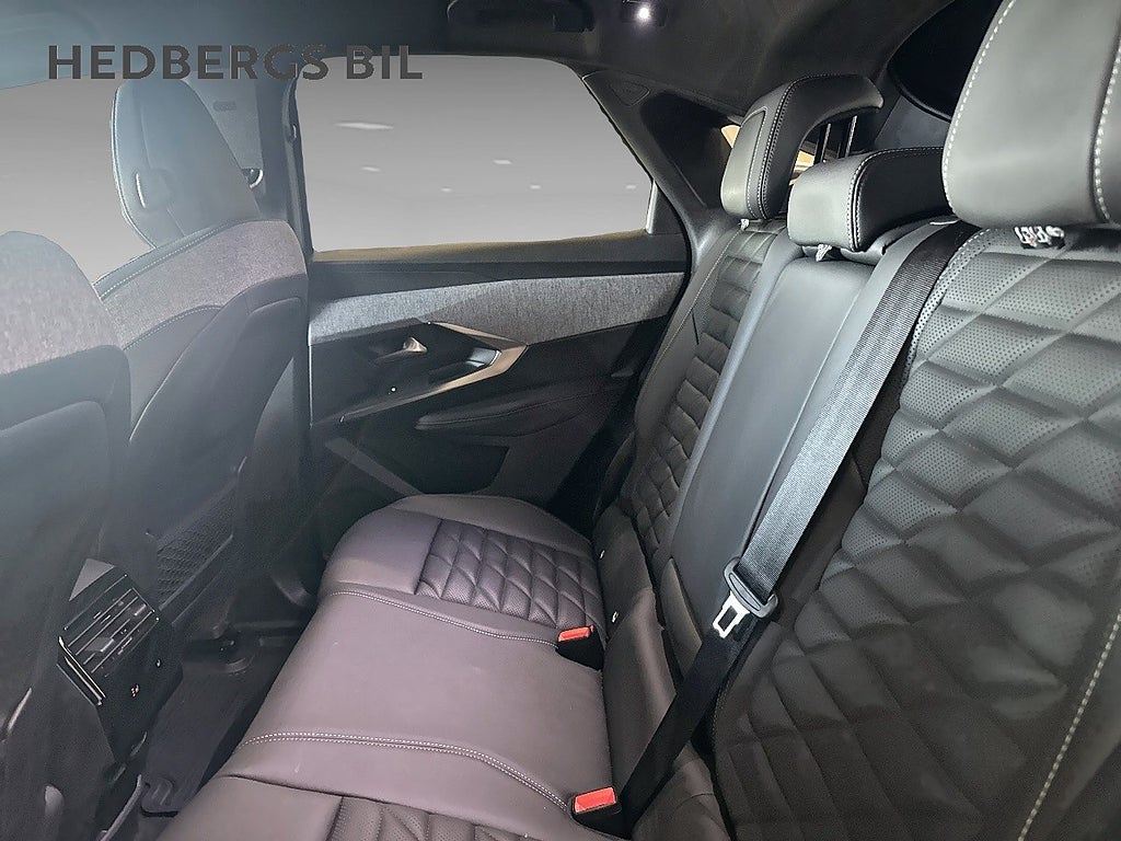 Peugeot E-3008 GT ULTIMATE 214HK thumbnail